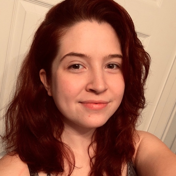 Meet your Posher, Kelsey - Picture 3 of 6